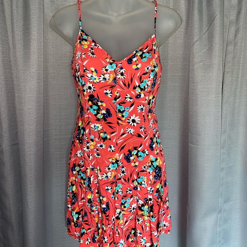 Criss-Cross Back Pink Flowery Dress